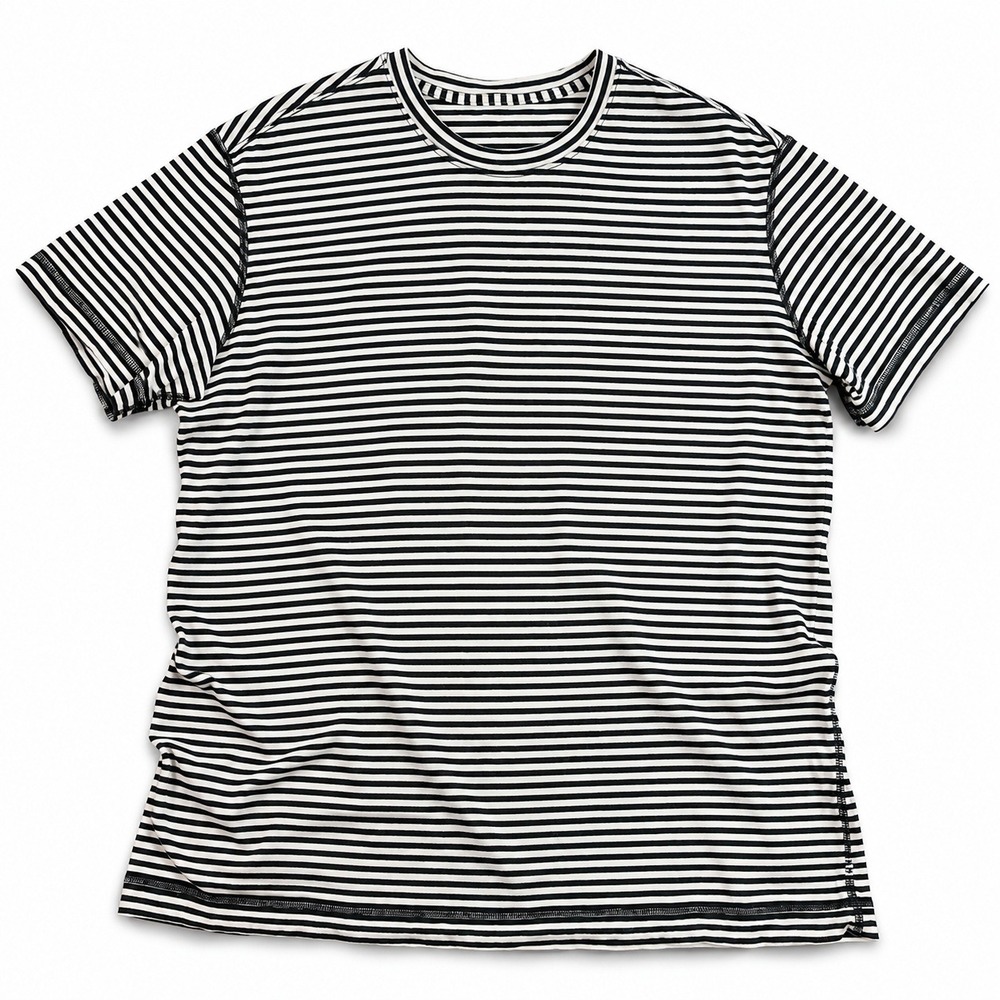 Lululemon 5 Year Basic Tee Mens Large Black White Stripe Crew Neck Shirt